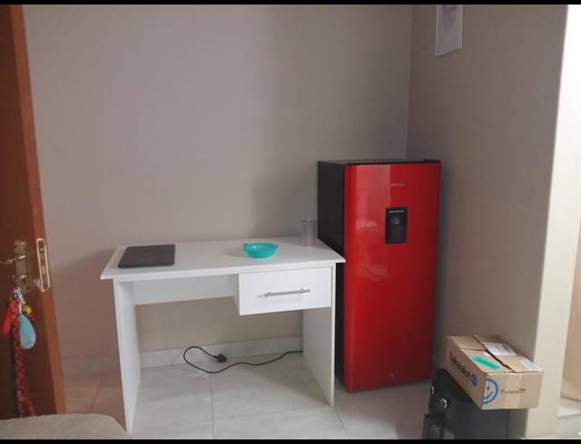 36 BEDROOM HOUSE FOR SALE IN BEDWORTH PARK